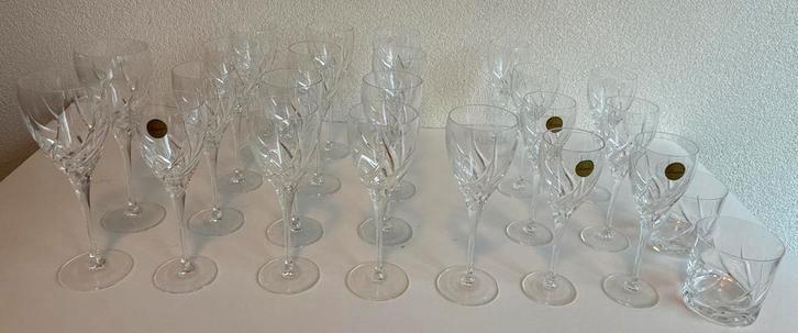 23 Toscane kristallen Wijnglazen - Set, Huis en Inrichting, Keuken | Servies, Zo goed als nieuw, Glas of Glazen, Overige stijlen