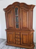 Houten buffetkast met veel opbergruimte, Huis en Inrichting, Kasten | Buffetkasten, Ophalen, Gebruikt, Eikenhout, Met lade(s)
