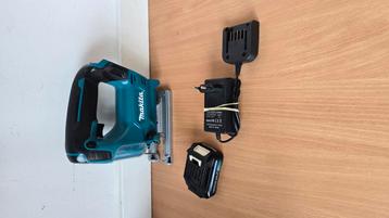 Makita decoupeerzaag Met accu en oplader goed als nieuw  beschikbaar voor biedingen