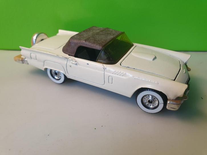 Corgi - Ford Thunderbird [wit] 1/36, Hobby en Vrije tijd, Modelauto's | Overige schalen, Gebruikt, Auto, Ophalen of Verzenden