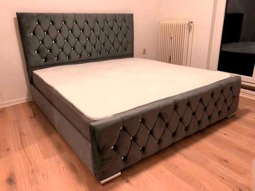 Elegante Bedframe met Knopen – Beschikbaar in Meerdere Maten, Huis en Inrichting, Slaapkamer | Beddengoed, Nieuw, Dekbedovertrek
