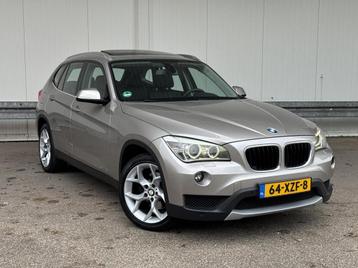 BMW X1 sDrive20i Automaat|Panoramadak|Leder|Xenon|Trekhaak|N beschikbaar voor biedingen