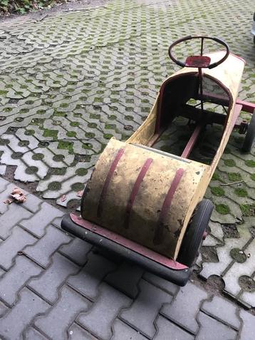 Oude antieke ANWB trapauto beschikbaar voor biedingen