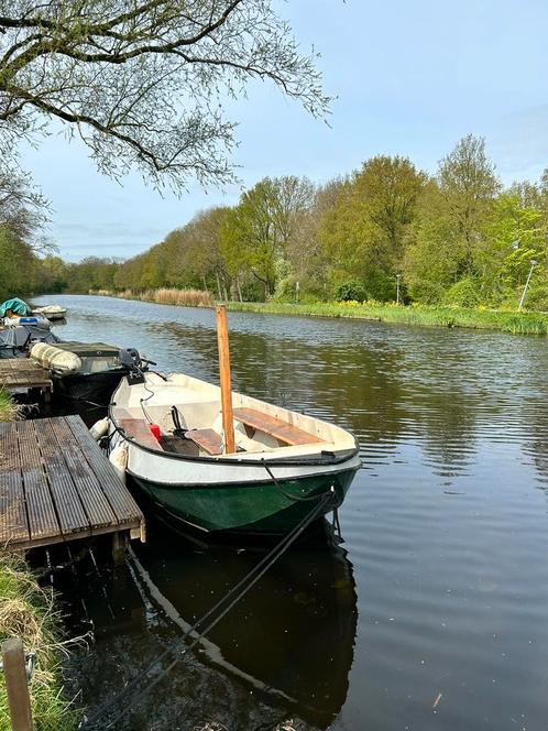 Omgebouwde stalen vlet / sloep, Watersport en Boten, Sloepen, Gebruikt, Tot 10 pk, 3 tot 6 meter, Buitenboordmotor, Benzine, Staal