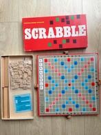 Retro SCRABBLE met DRAAITAFEL van SIO., Hobby en Vrije tijd, Gezelschapsspellen | Bordspellen, Drie of vier spelers, Ophalen of Verzenden