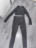 Gymshark Sport Set - Maat S - Grijs, Kleding | Dames, Sportkleding, Ophalen of Verzenden, Gedragen, Maat 36 (S), Grijs