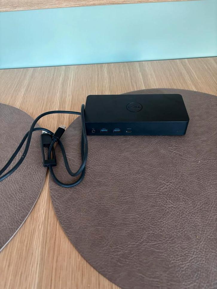 Dell D6000 Docking Station, Computers en Software, Dockingstations, Gebruikt, Docking station, Laptop, Ophalen
