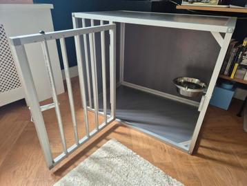 Hundos bench maat S beschikbaar voor biedingen