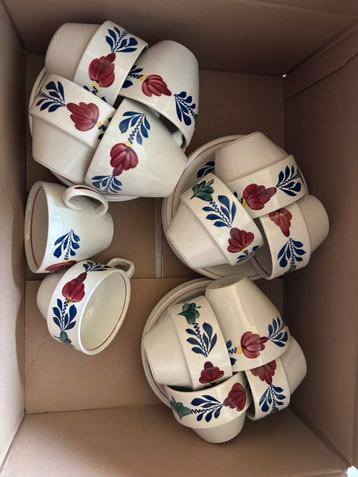 Boerenbont servies kop en schoteltjes schotels beschikbaar voor biedingen