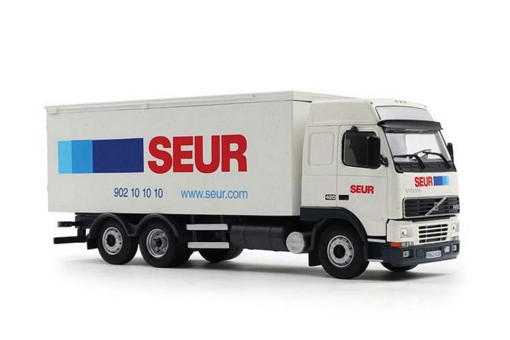 Volvo FH12 2001 SEUR schaal 1/43 camion autobus # 85, Verzenden, Nieuw, Bus of Vrachtwagen, Overige merken