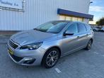 Peugeot 308 SW 1.2 PureTech Blue Lease Premium AUTOMAAT, Auto's, Stof, Gebruikt, 1199 cc, 635 kg
