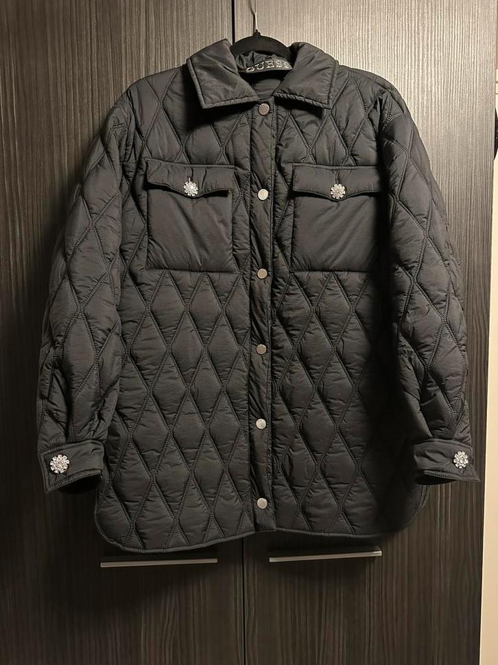 Guess giorgia quilted shaket/jas, Kleding | Dames, Jassen | Winter, Zo goed als nieuw, Maat 38/40 (M), Zwart, Ophalen of Verzenden
