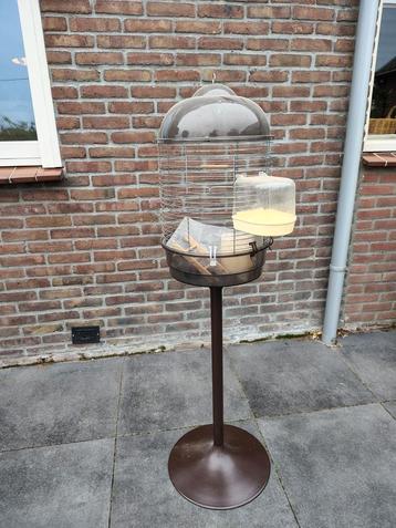 Retro staande vogelkooi  beschikbaar voor biedingen