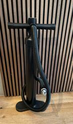 SUP pomp supboard pomp Dual Action met drukmeter, Ophalen of Verzenden, Zo goed als nieuw