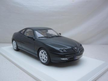 Alfa Romeo GTV 2.0 Tspark (Tipo 916) 1999 groen 1:18 Norev beschikbaar voor biedingen