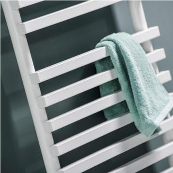Nieuwe en goedkope Vasco Bathline handdoekradiatoren beschikbaar voor biedingen