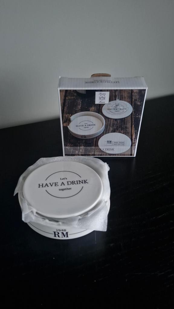 Rivera Maison Onderzetters - Nieuw in doos, Huis en Inrichting, Woonaccessoires | Onderzetters, Nieuw, Glas of Kopje, Ophalen of Verzenden