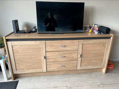 Set TV meubel en vitrinekast - t.e.a.b., Huis en Inrichting, Kasten | Dressoirs, Zo goed als nieuw, 100 tot 150 cm, 25 tot 50 cm