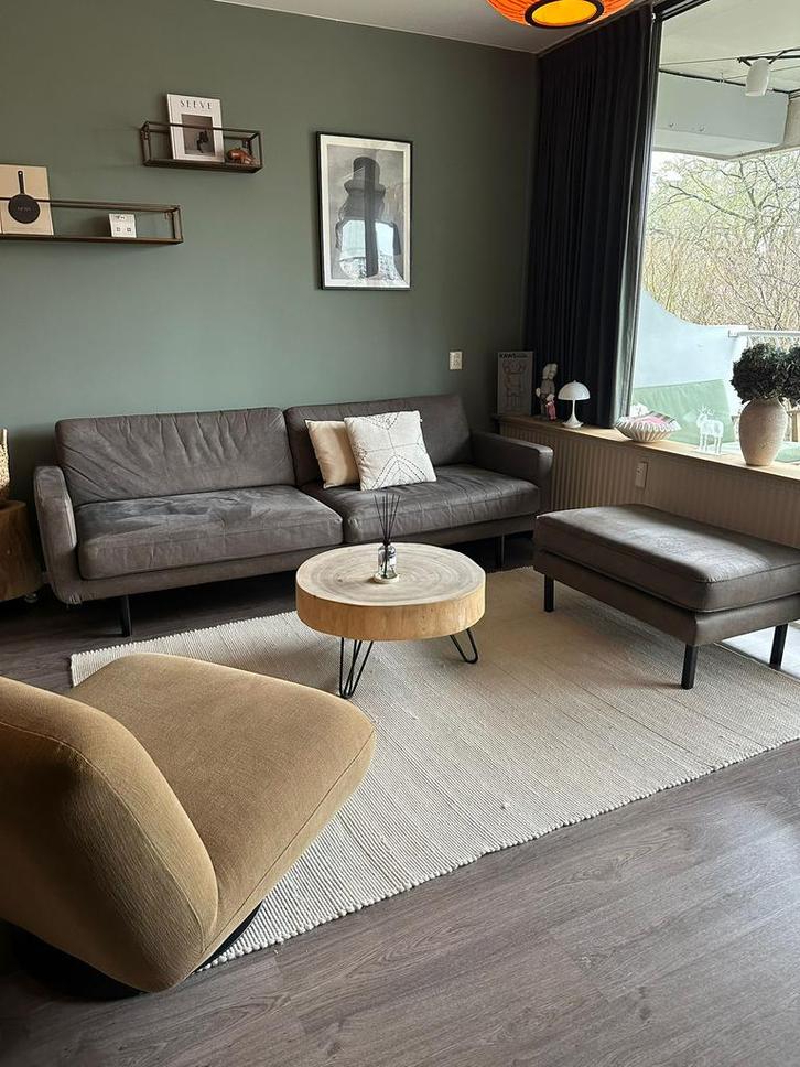 Leren bank, grijs, hele goede staat & Incl hocker, Huis en Inrichting, Banken | Complete zithoeken, Zo goed als nieuw, Leer, Ophalen