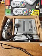 Mini SNES - in originele doos, Spelcomputers en Games, Spelcomputers | Nintendo Super NES, Ophalen of Verzenden, Zo goed als nieuw