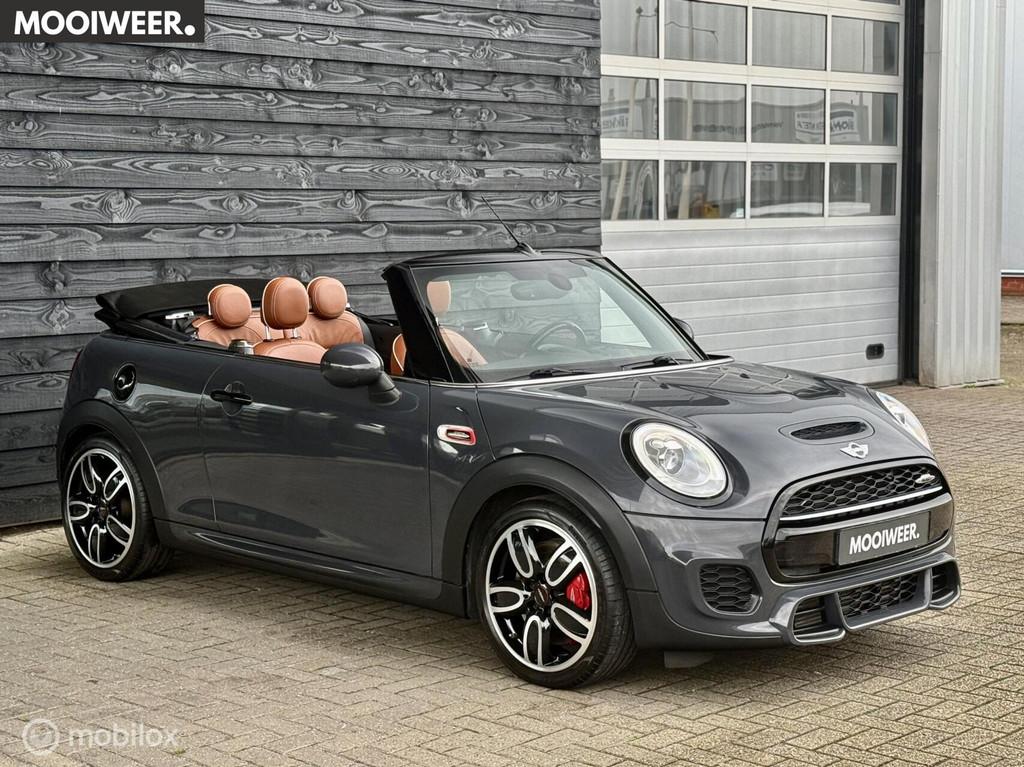 Mini Cabrio 2.0 John Cooper Works Chili | Leder | Union Jack, Gebruikt, 4 cilinders, Cabriolet, 4 stoelen