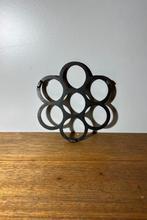 Vintage gietijzeren zwarte onderzetter.221, Antiek en Kunst, Ophalen of Verzenden