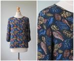 LOES - prachtige top / blauw / leafs / maat M, Maat 38/40 (M), Loes, Zo goed als nieuw, Korte mouw