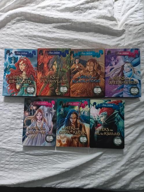 De complete set van de heksen van fantasia door thea stilton, Boeken, Kinderboeken | Jeugd | 10 tot 12 jaar, Zo goed als nieuw
