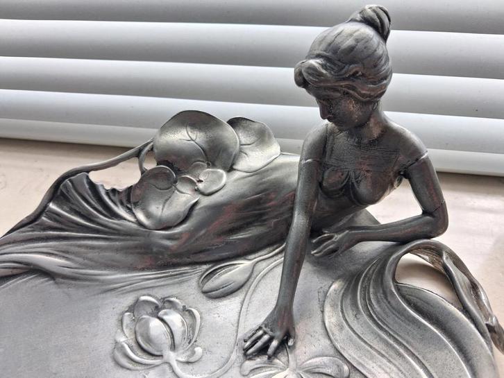 Art Nouveau Tinnen Schaal Carl Kurz Edeltinnen, Antiek en Kunst, Antiek | Schalen, Ophalen of Verzenden
