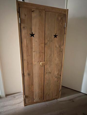 Steigerhout bed plus kast beschikbaar voor biedingen