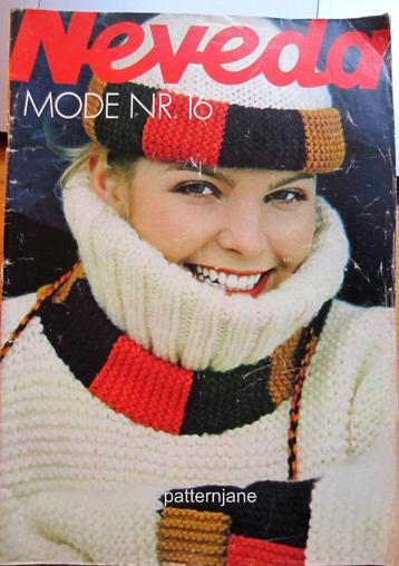 3 BREIBOEKEN - SCHEEPJESWOL (2006) EN NEVEDA 16 EN 46 beschikbaar voor biedingen