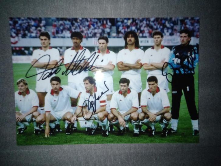 Gesigneerde AC Milan set (met o.a. Marco van Basten), Verzamelen, Sportartikelen en Voetbal, Nieuw, Spelerskaart, Buitenlandse clubs
