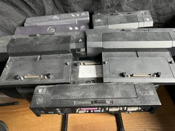 7 stuks Dell docking station, diverse varianten aangeboden beschikbaar voor biedingen