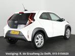 Toyota Aygo X 1.0 VVT-i MT Play | Apple Carplay & Android Au, Stof, 920 kg, 4 stoelen, Wit