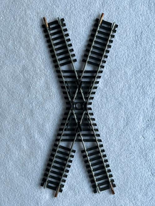 Lima rails N/3041 kruising (Prijs per stuk), Hobby en Vrije tijd, Modeltreinen | H0, Zo goed als nieuw, Rails, Gelijkstroom, Lima