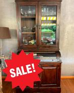 Te Koop: Prachtig Massief Houten Buffetkast, Huis en Inrichting, Kasten | Buffetkasten, Ophalen, Zo goed als nieuw, 25 tot 50 cm
