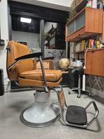 Twee Vintage Kapperstoelen - Retro & Werkend