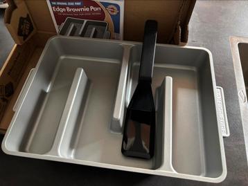 Edge Brownie Pan, Baker’s Edge, NIEUW beschikbaar voor biedingen