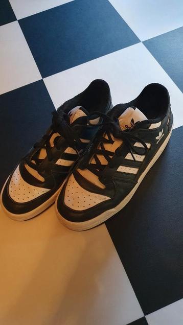 Adidas Originals Forum Low mt 39 1/3  zwart wit beschikbaar voor biedingen