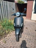 Scooter Senzo Riva lux geel kenteken 45km  helm+slot, Gebruikt, Benzine, Ophalen, Overige merken