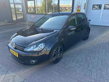 Volkswagen Golf 1.4 TSI ComfortlineAUTOMAAT,XENON,Cruis,Clim beschikbaar voor biedingen
