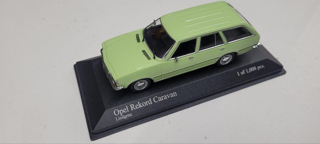 Minichamps 1975 Opel Rekord D Caravan, Ophalen of Verzenden, Zo goed als nieuw, Auto, MiniChamps