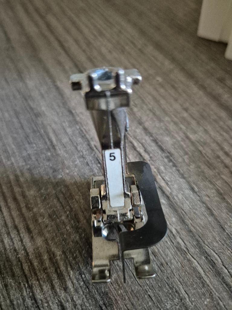Bernina Blindzoomvoet #5 voor serie A modellen, Ophalen of Verzenden, Zo goed als nieuw, Toebehoren, Bernina