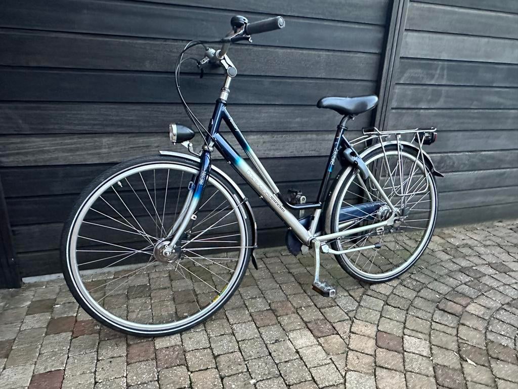 Damesfiets met lage instap, Ophalen, Velgrem, Batavus, 53 tot 56 cm