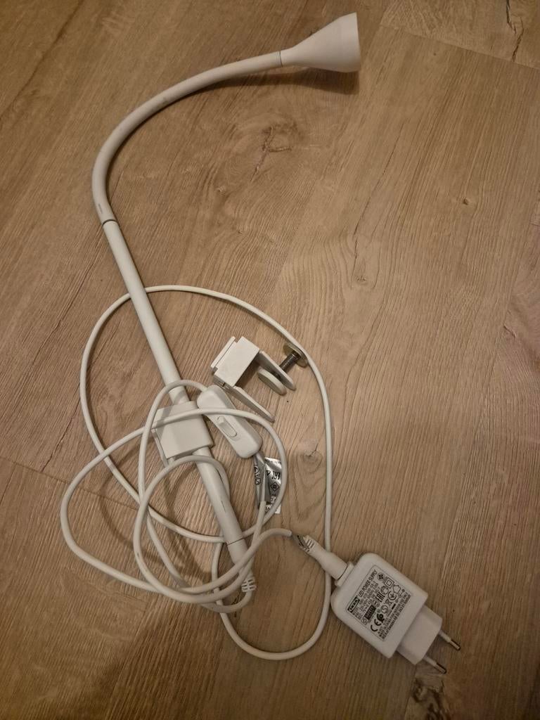 IKEA Bedlampje met klem - Wit, flexibel, Gebruikt, Modern, functioneel, Ophalen of Verzenden, Minder dan 100 cm