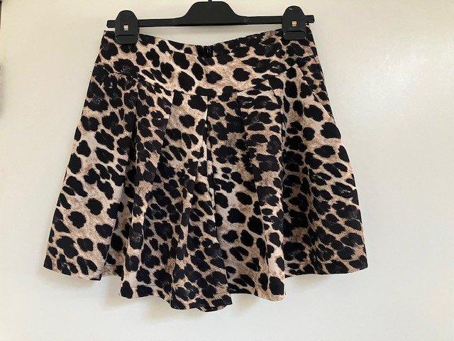 Nieuw Malifisent skirt maat M, Kleding | Dames, Maat 38/40 (M), Malifisent, Bruin, Nieuw