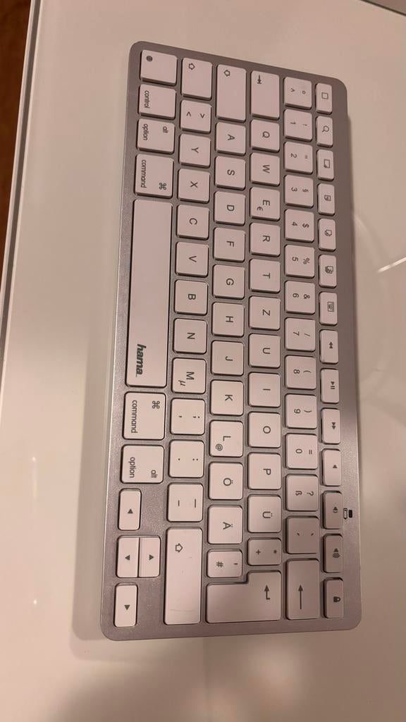 Hama Draadloos Toetsenbord Duits voor iPad, Apple Layout, Computers en Software, Ophalen of Verzenden, Overige indelingen, Gebruikt