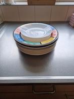 8 borden GRATIS servies, Ophalen of Verzenden, Overige stijlen, Bord(en)