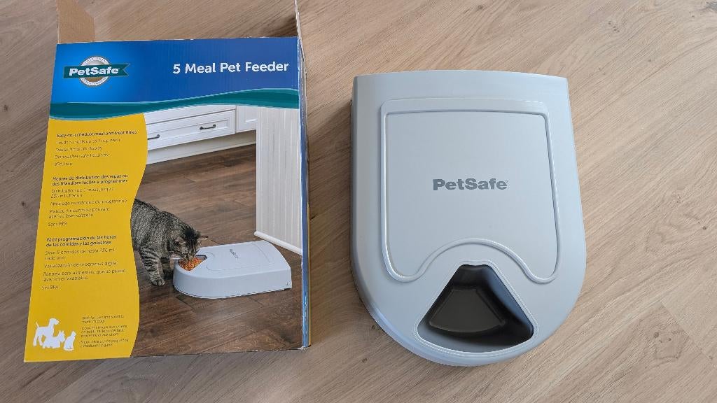 PetSafe 5-Meal Automatic Pet Feeder / voerbak - Almost new, Ophalen of Verzenden, Automatisch, Zo goed als nieuw