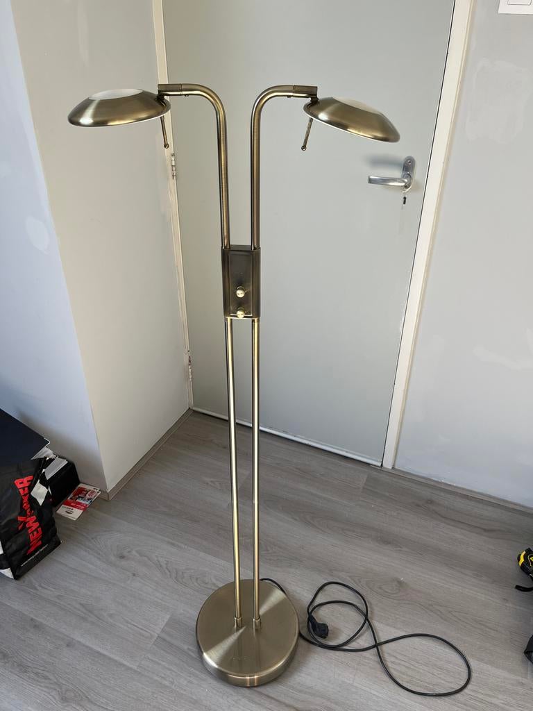 Jan des Bouvrie Vloerlamp - Geborsteld Metaal, Huis en Inrichting, Lampen | Vloerlampen, Ophalen, Gebruikt, Metaal, 100 tot 150 cm